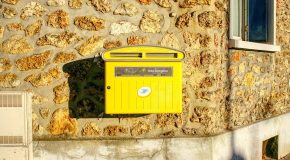 Délai d’acheminement, le poste doit mieux faire.